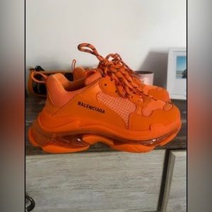 Original Orange Balenciaga sneaker